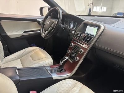 Volvo XC60 D5 AWD Business aut 2015, kuva 6/11