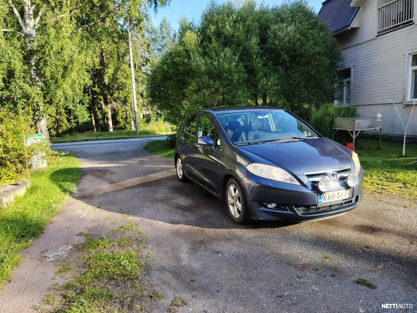Honda FR-V