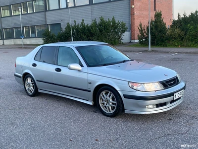 Saab 9-5 2.3t aero 2001, kuva 2/11