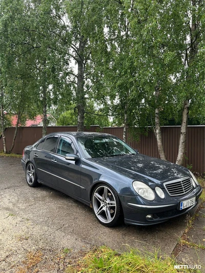 Mercedes-Benz E 2005, photo 1/6