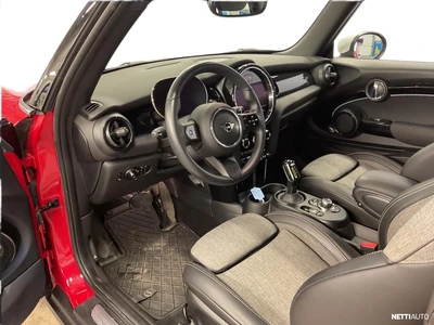 MINI Cooper SE | ENNAKKOMYYNNISSÄ | 2023, photo 3/3