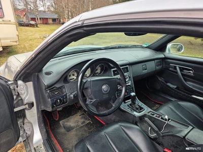 Mercedes-Benz 230 1998, kuva 2/6