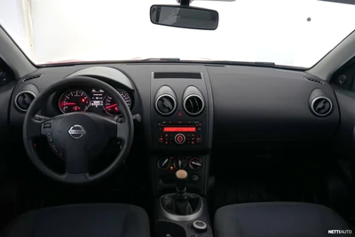 Nissan Qashqai 2,0L Visia 4WD 6M/T MY11 2011, photo 6/25