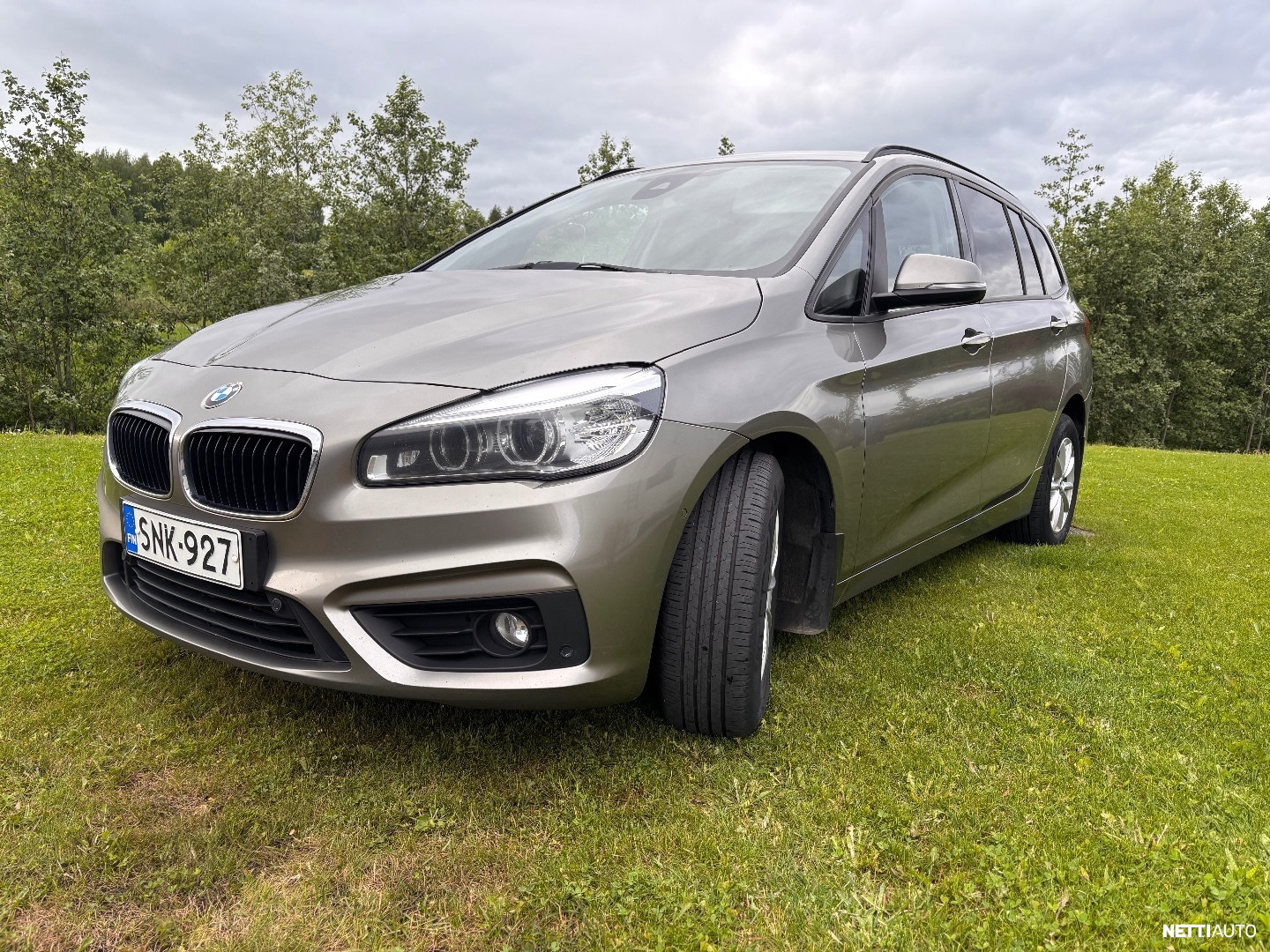 BMW 218