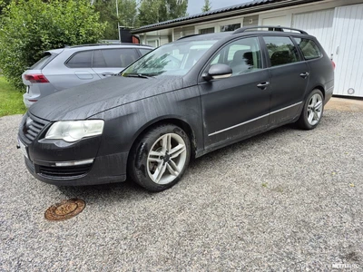 Volkswagen Passat 2006, kuva 1/5
