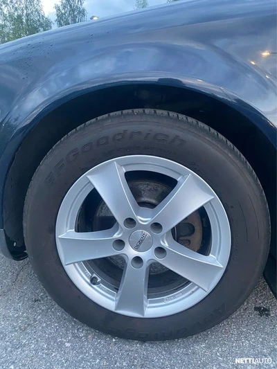 Audi A4 2,0 96kW 2003, kuva 7/10