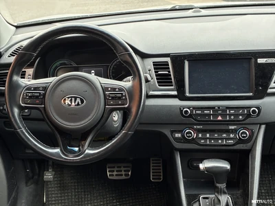 Kia Niro 2017, photo 4/39
