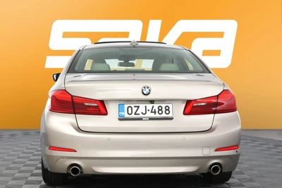 BMW 530 e G30 Sedan iPerformance 2019, kuva 7/42