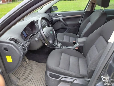 Skoda Octavia Combi 1,9 TDI 4X4 Elegance 2008, kuva 6/9