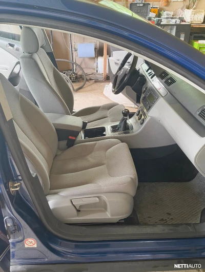 Volkswagen Passat 2005, kuva 6/8