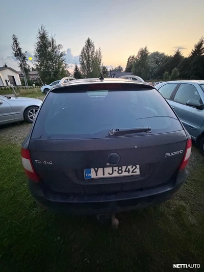 Skoda Superb 2013, kuva 4/20