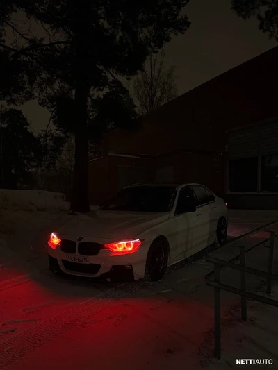 BMW 320 2015, photo 5/18