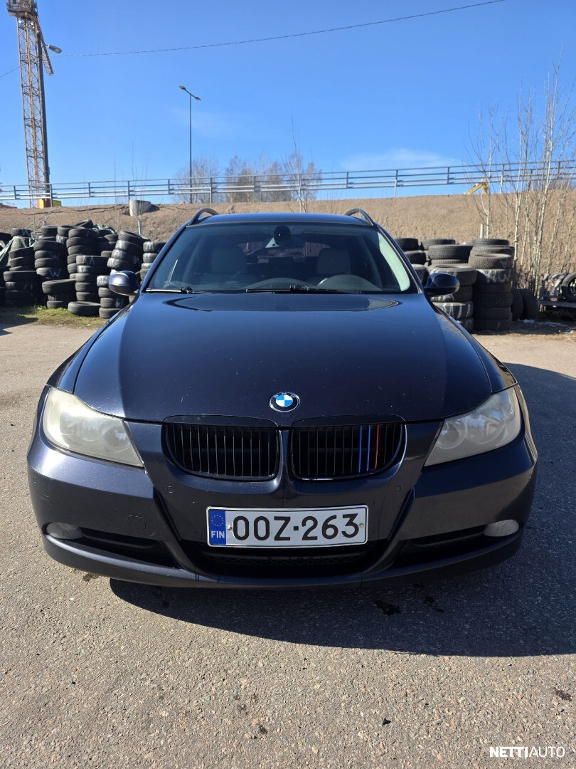 BMW 320