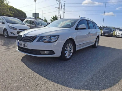 Skoda Superb 2014, kuva 3/10