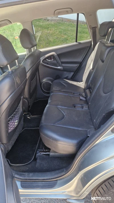 Toyota RAV4 2006, kuva 6/9