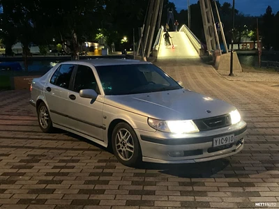 Saab 9-5 2.3t aero 2001, kuva 5/11