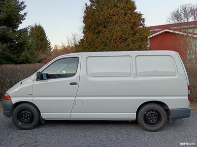 Toyota Hiace 2006, photo 6/7