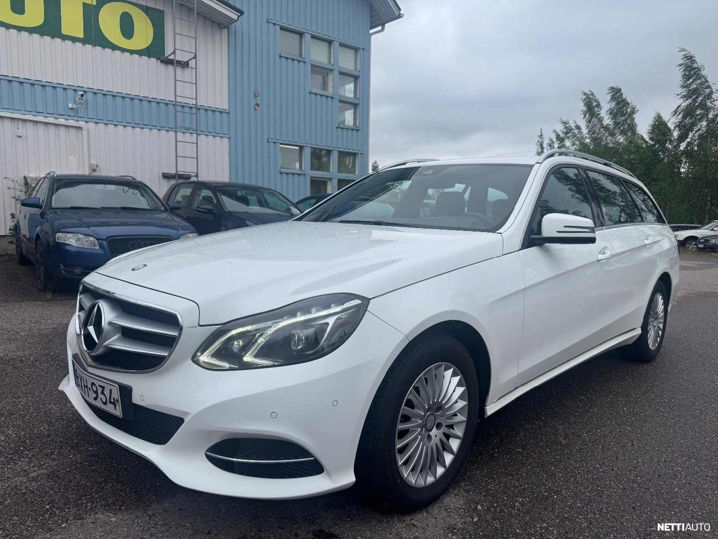 Mercedes-Benz E