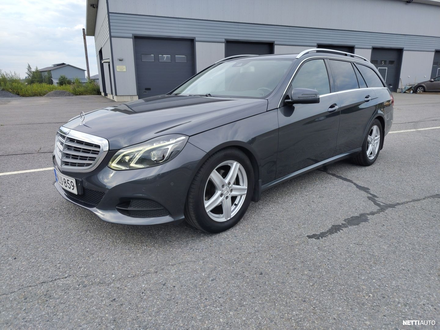 Mercedes-Benz E