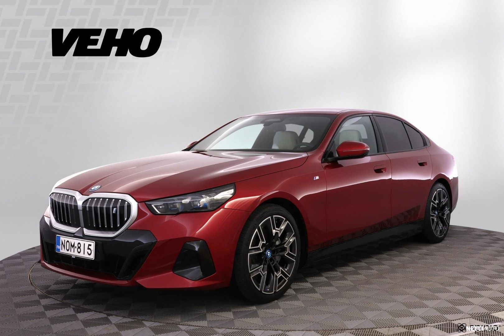 BMW i5