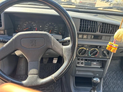 Peugeot 405 Mi16 1988, kuva 4/5