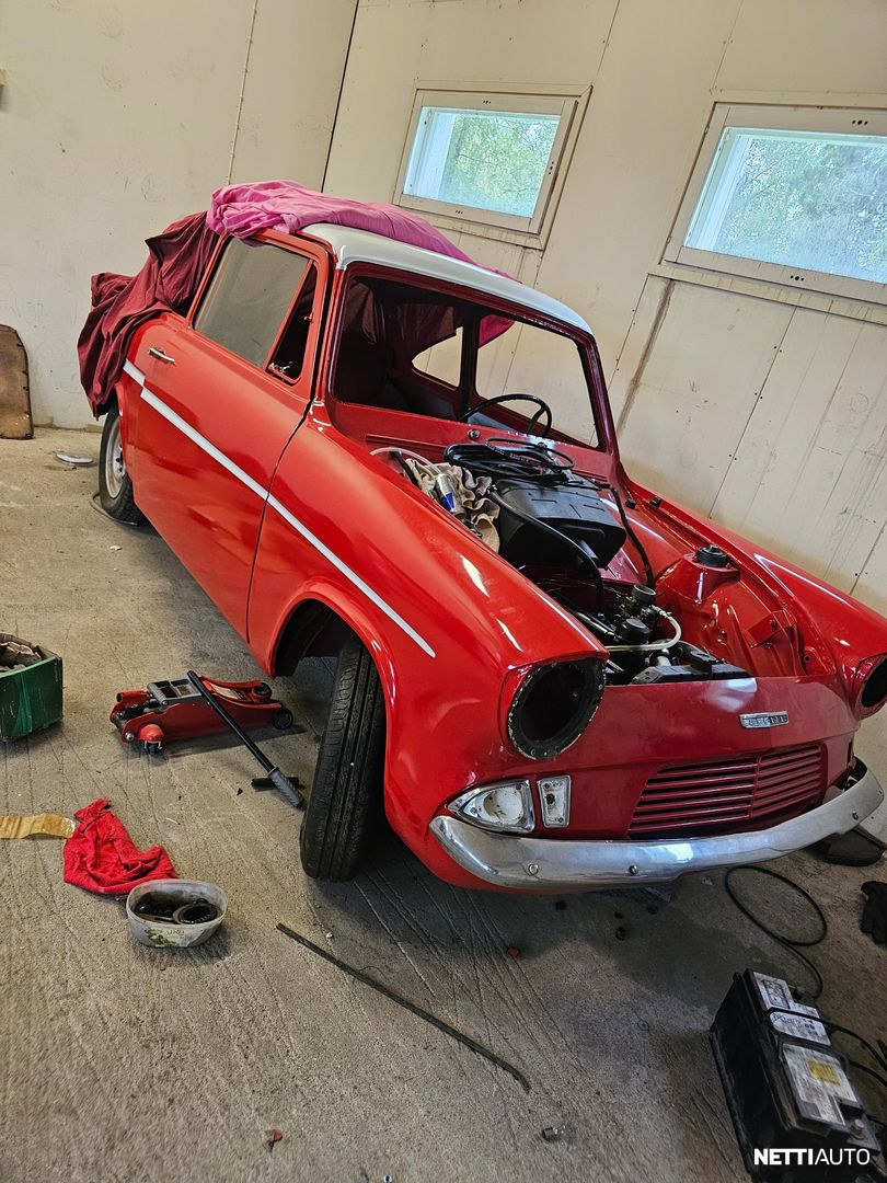 Ford Anglia