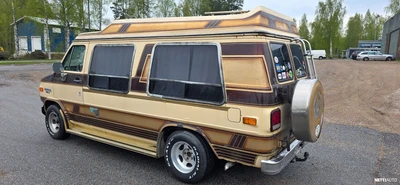 Chevrolet Chevy Van 1985, photo 6/19