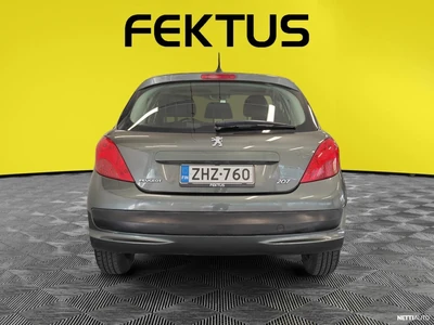 Peugeot 207 Trendy VTi 95 5-ov. Platinum 2009, photo 4/25