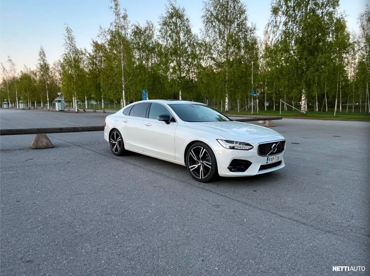 Volvo S90
