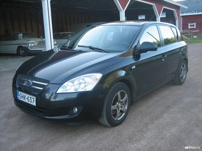 Kia Ceed 2007, kuva 1/10