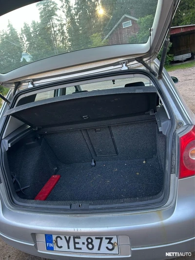 Volkswagen Golf 2004, photo 2/9