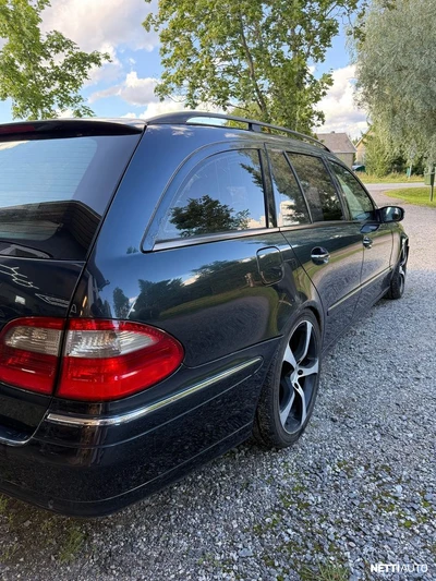 Mercedes-Benz E 2003, photo 6/8