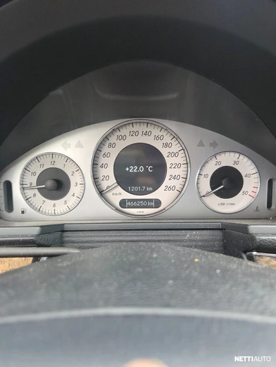 Mercedes-Benz E CDI 2007, photo 6/8