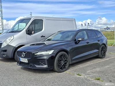 Volvo V60 2021, photo 1/12