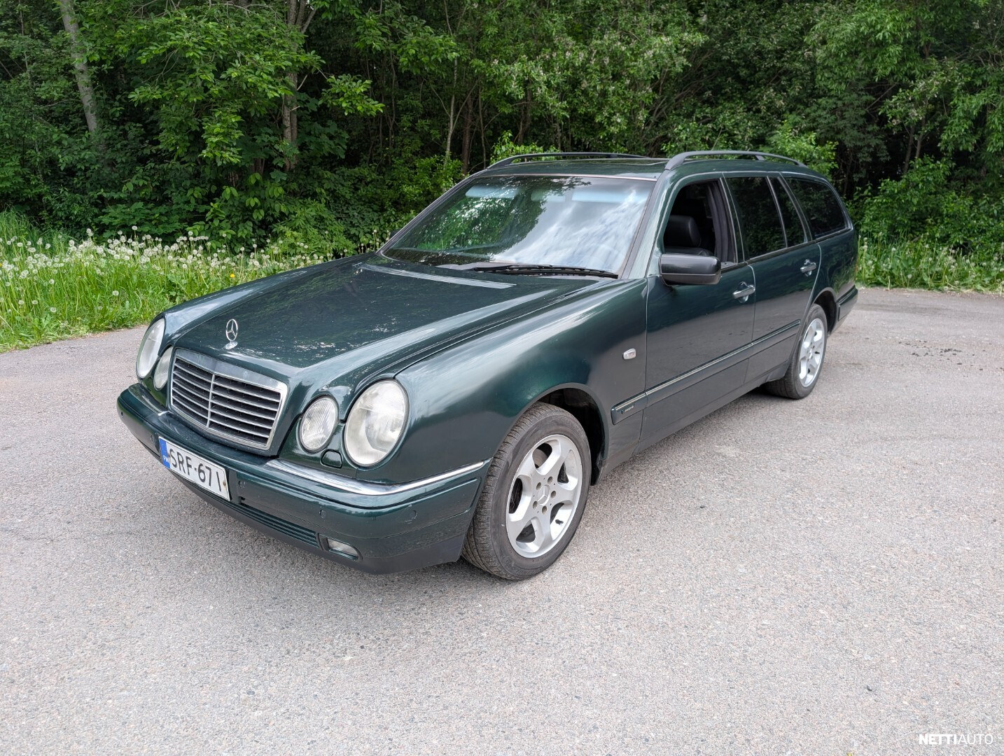 Mercedes-Benz E