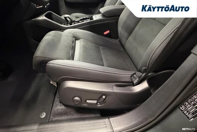 Volvo XC40 B3 MHEV Plus 2027, photo 5/23