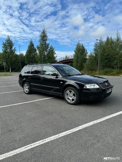 Volkswagen Passat 2002, kuva 1/9