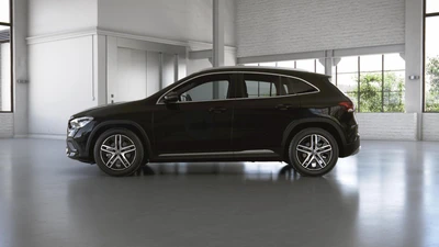 Mercedes-Benz GLA 2022, photo 2/7