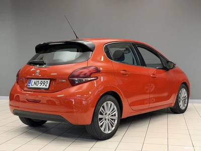 Peugeot 208 2016, kuva 7/18