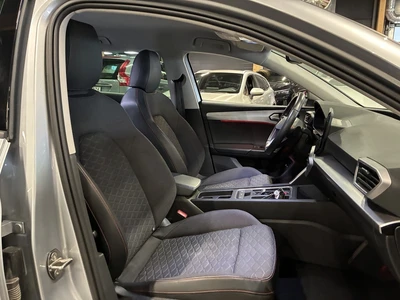 Seat Leon Sportstourer 2021, photo 5/6