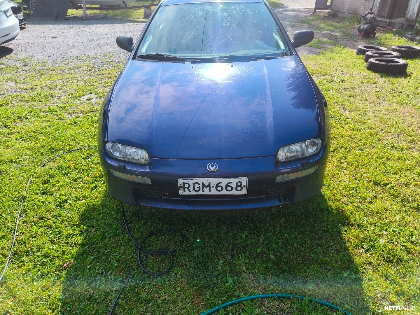 Mazda 323F