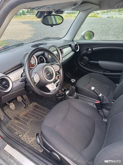MINI Cooper R56 2009, photo 5/8