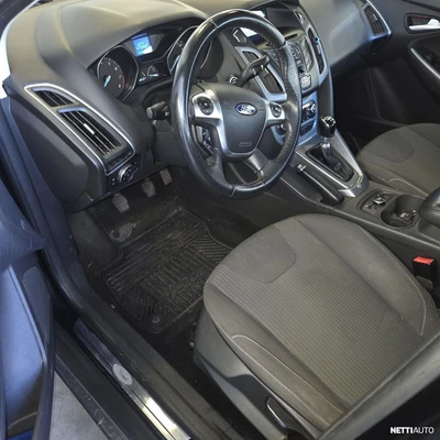 Ford Focus 2012, kuva 3/4
