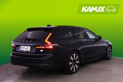 Volvo V90 2024, photo 4/33