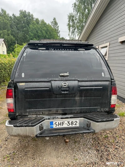 Nissan King Cab 2002, photo 6/9