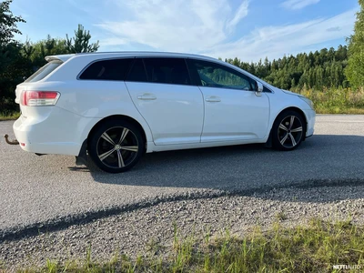 Toyota Avensis 2011, kuva 3/6