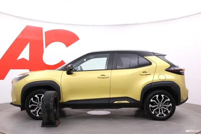 Toyota Yaris Cross 1,5 Hybrid Intense 2022, kuva 2/34