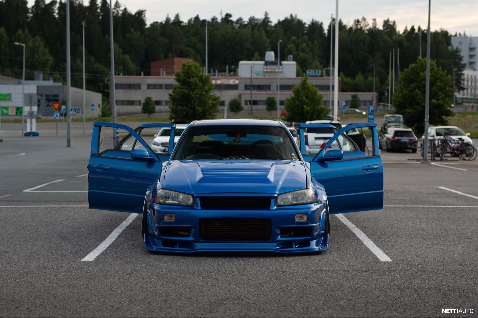 Nissan Skyline