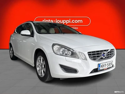 Volvo V60 D3 Momentum Business S/S aut 2012, photo 4/35