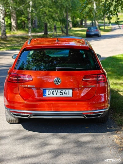 Volkswagen Passat 2016, photo 5/14